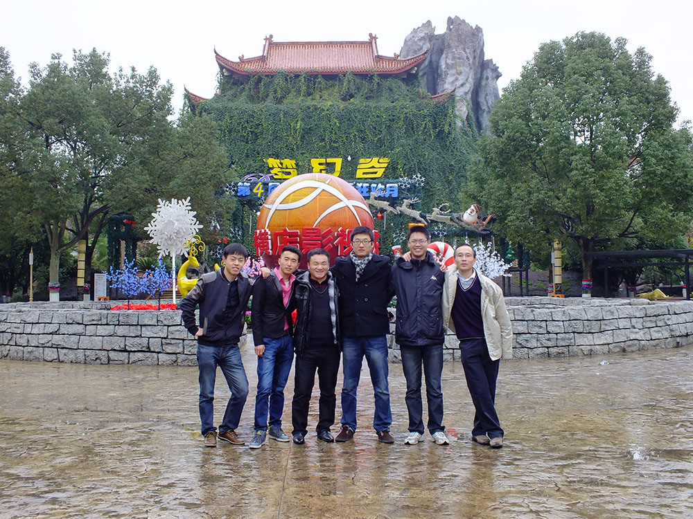 球速横店影视基地留影