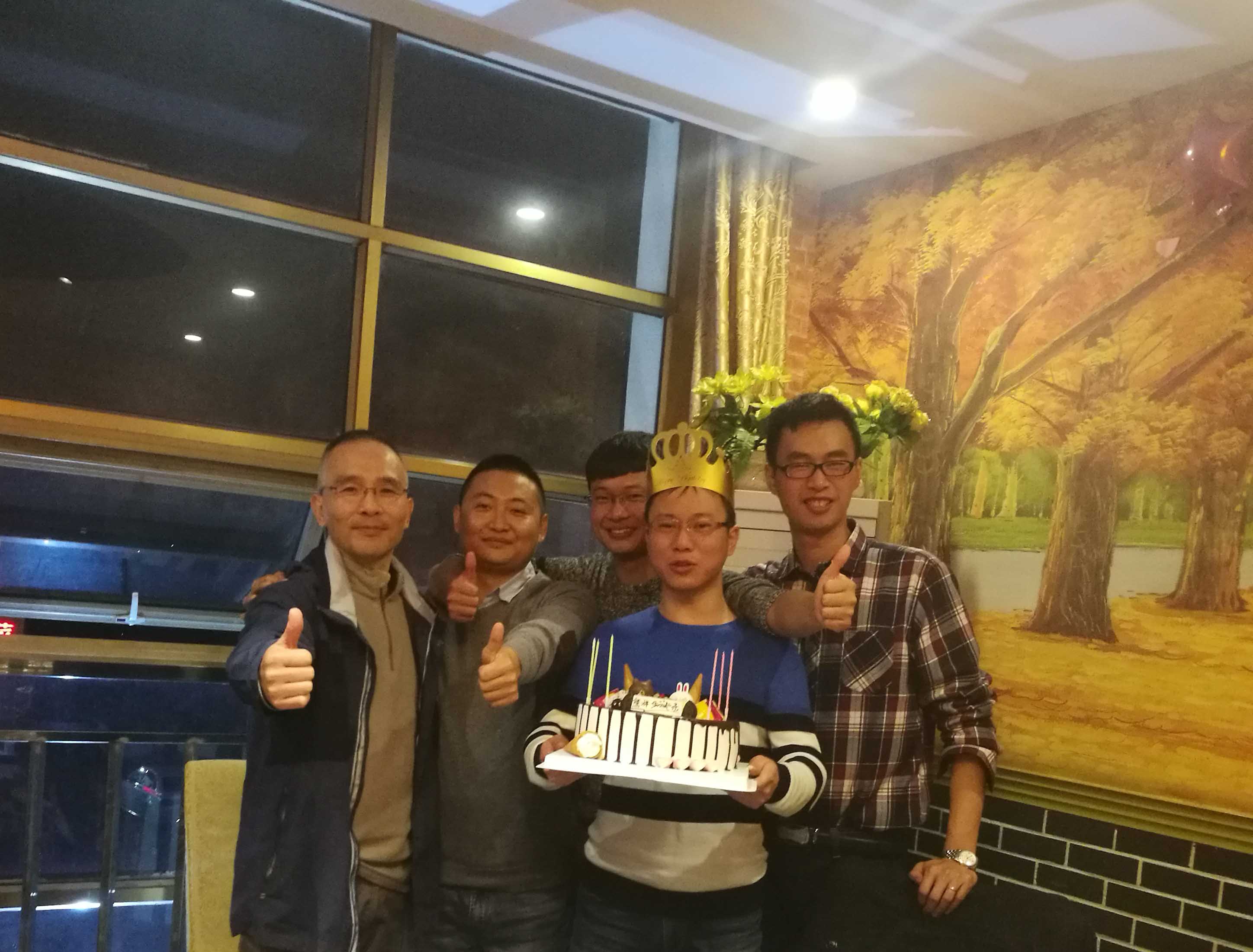 球速的小伙伴们