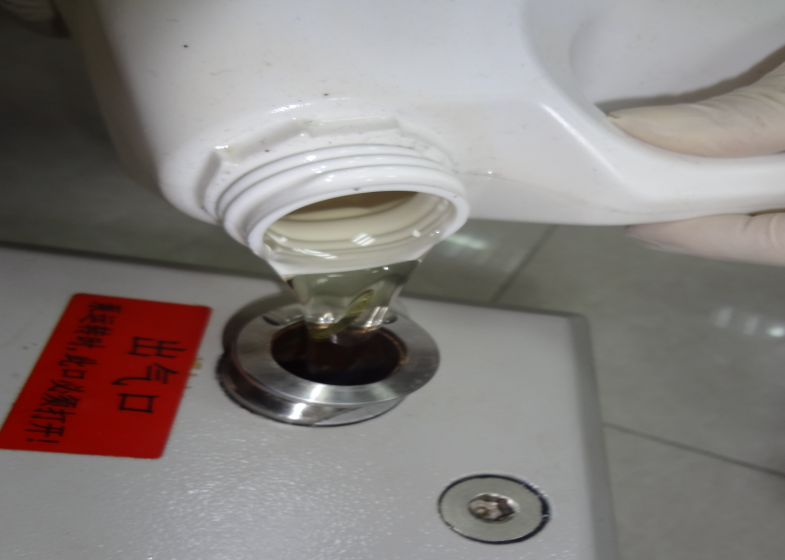组装完成后导入新油-球速等离子清洗机