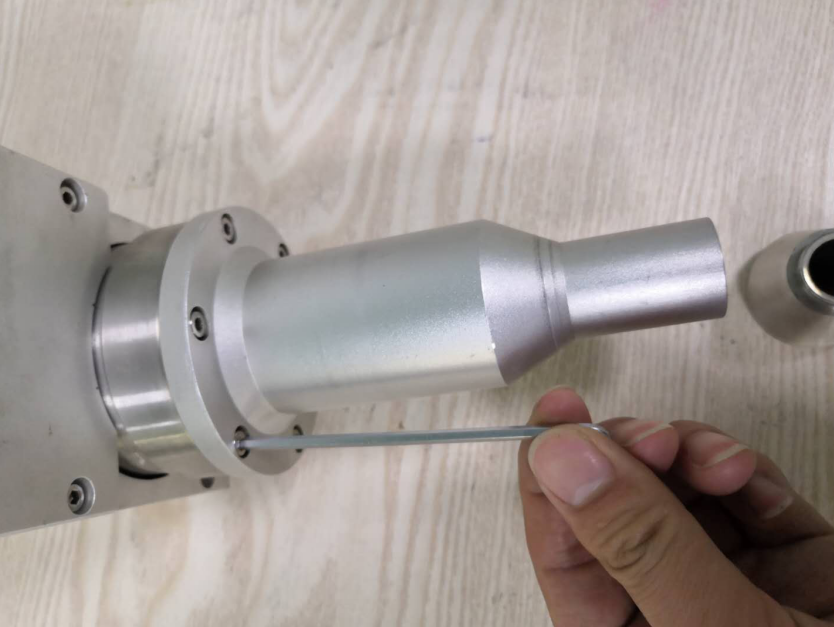 拆除常压等离子处理机外壳-球速等离子清洗机