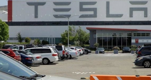 特朗普发声支持特斯拉加州工厂复工，球速等离子清洗机观察